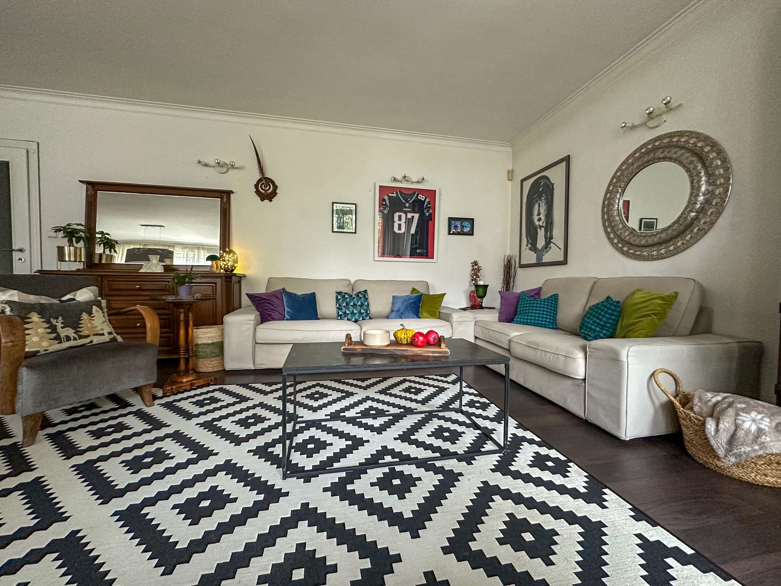 След — Хоумстейджинг (Home Staging) на апартамент в София – хол